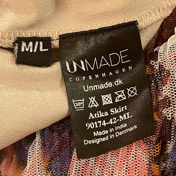 Unmade Copenhagen pleated midi skirt atika size m/l - Picture 5 of 6